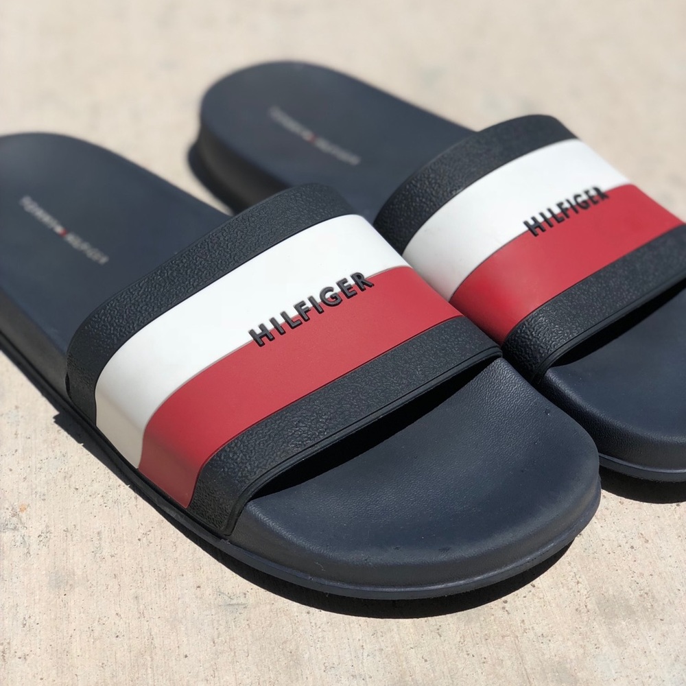 TOMMY HILFIGER SLIDES